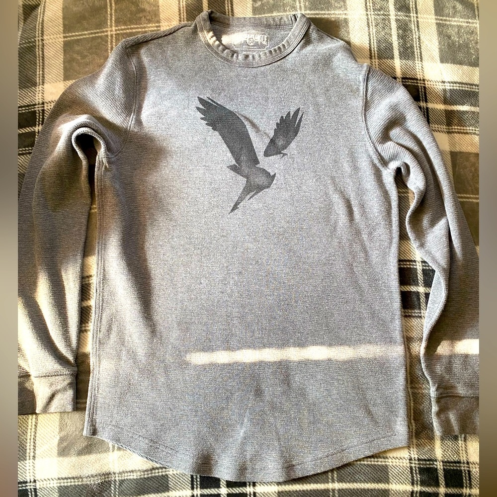 Gray American eagle thermal long sleeve shirt size M